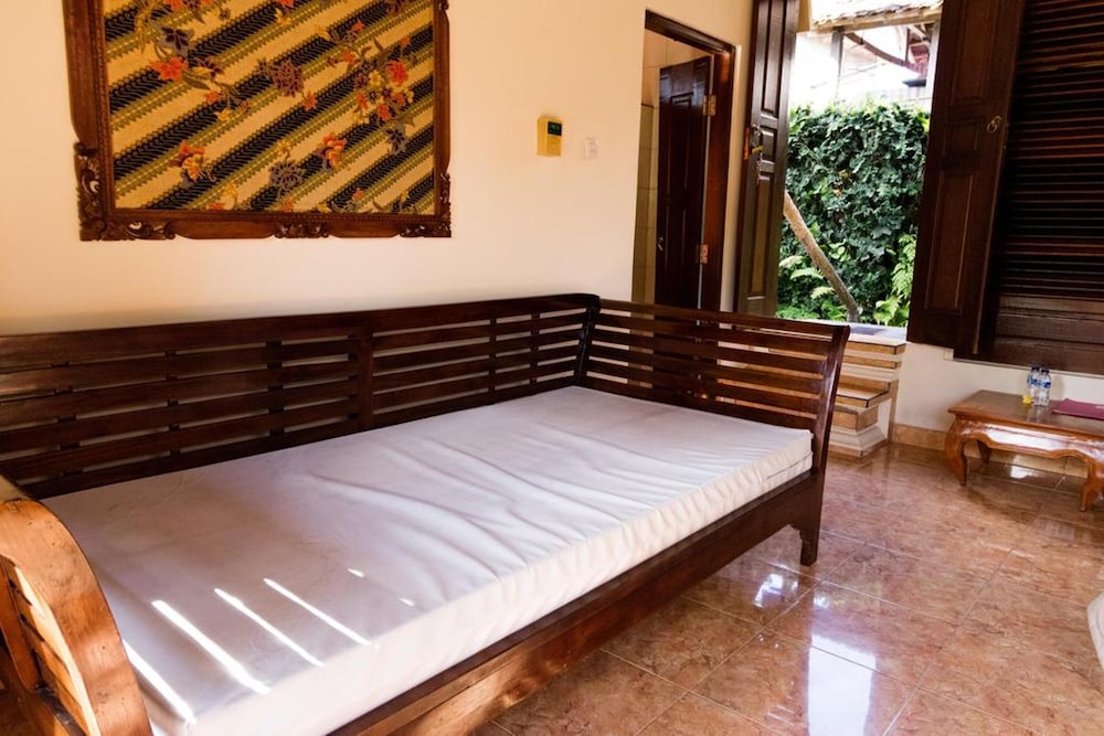 Standard Room - Photo 13