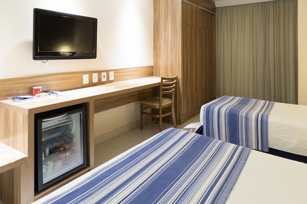 Deluxe Triple Room - Photo 15