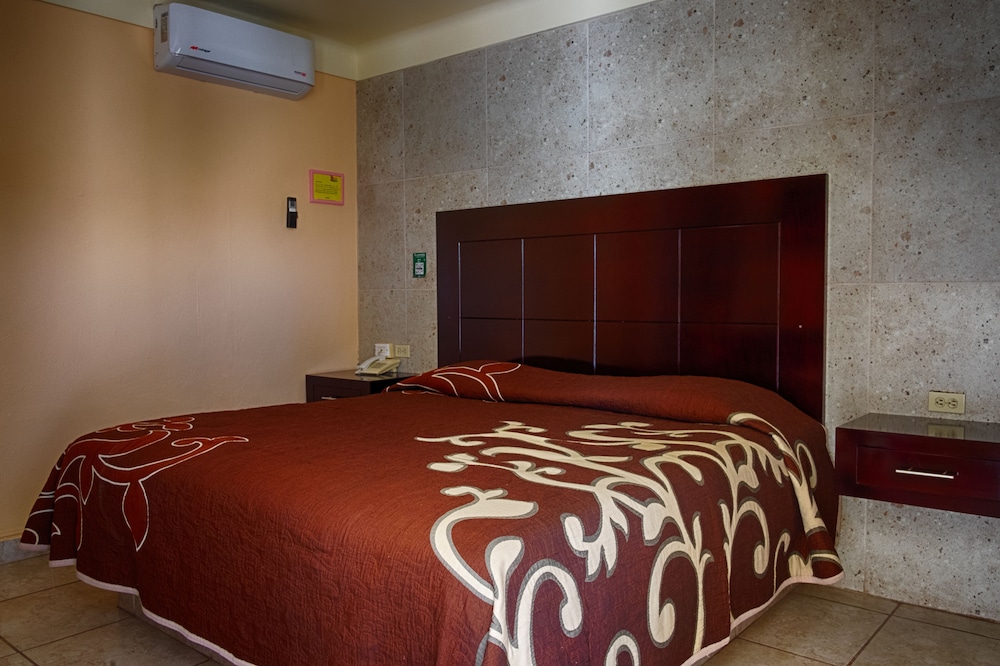 Basic Room photo 2