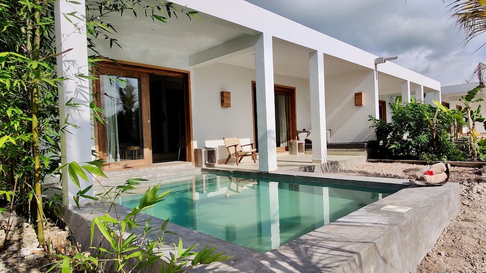Suite, Private Pool, Beach View