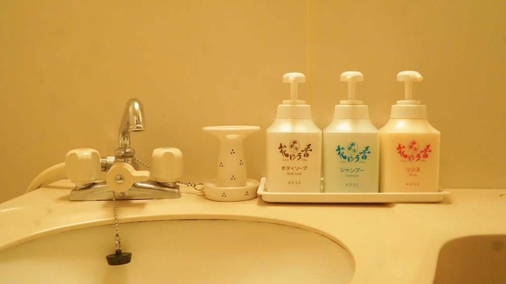 Japanese Twin Room, Non-Smoking, Town View photo 3