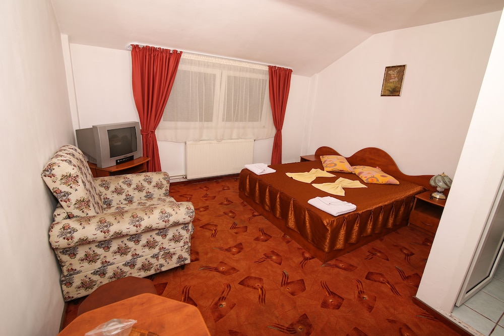 Economy Double Room, Mountain View photo 2