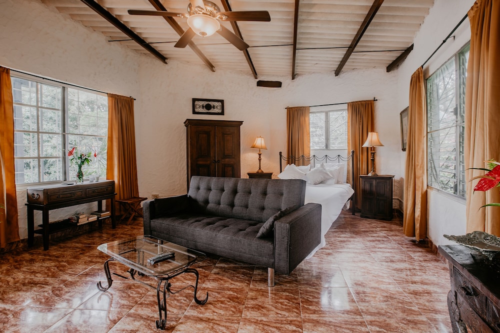 Classic Double Room, 1 King Bed