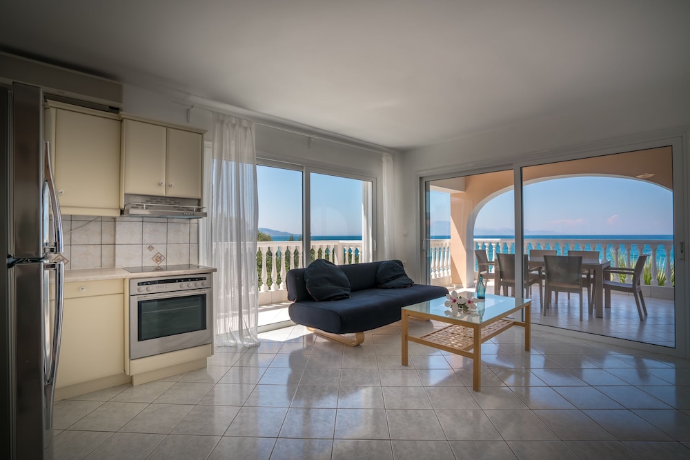 Family Apartment, Multiple Beds, Non Smoking