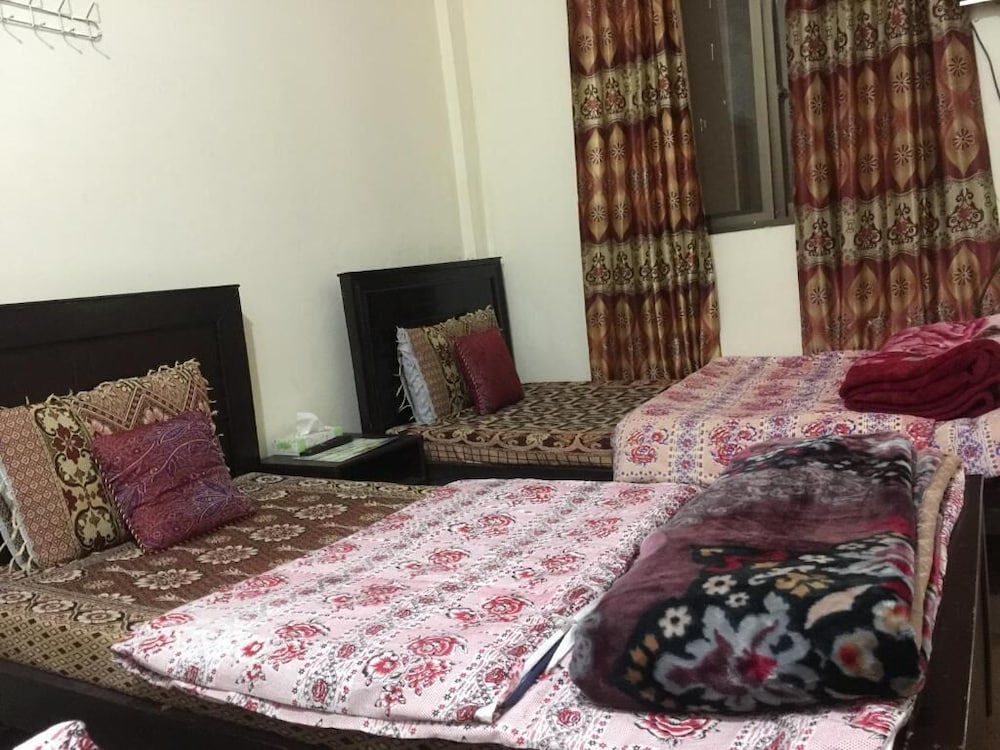 Standard Triple Room - Photo 4