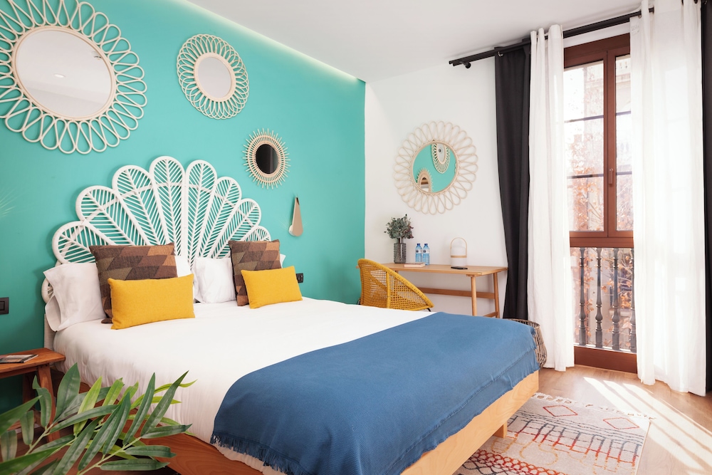 Deluxe Double Room, 1 Queen Bed, Non Smoking photo 3