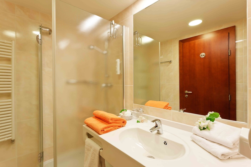 Double or Twin Room photo 2