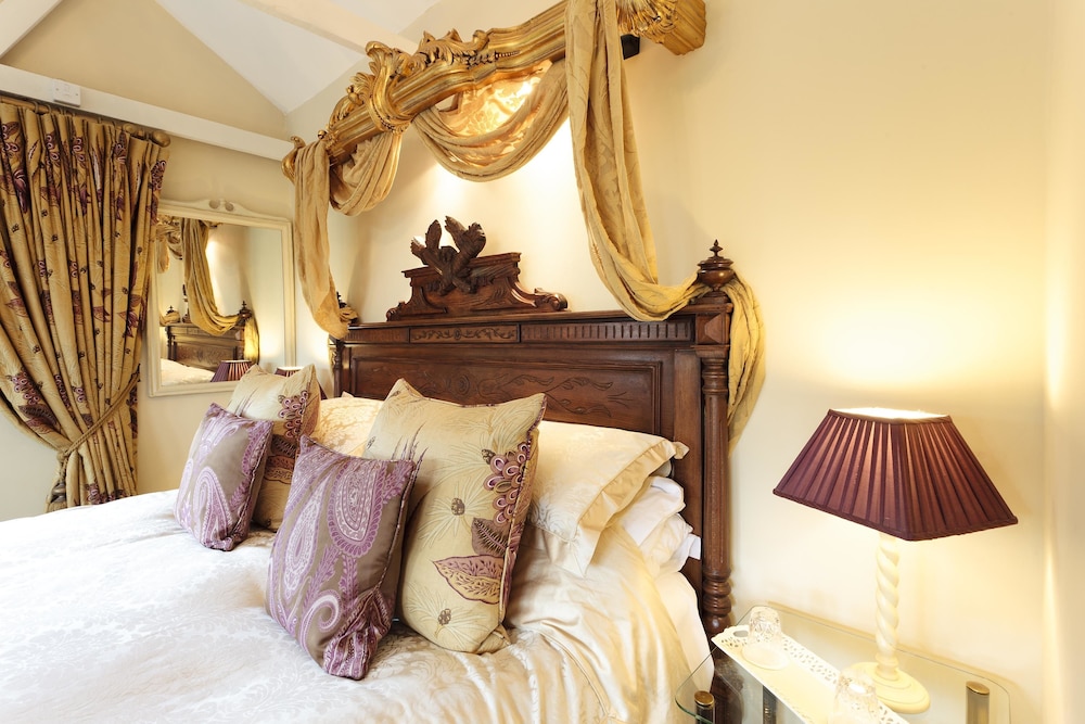Luxury Suite photo 3