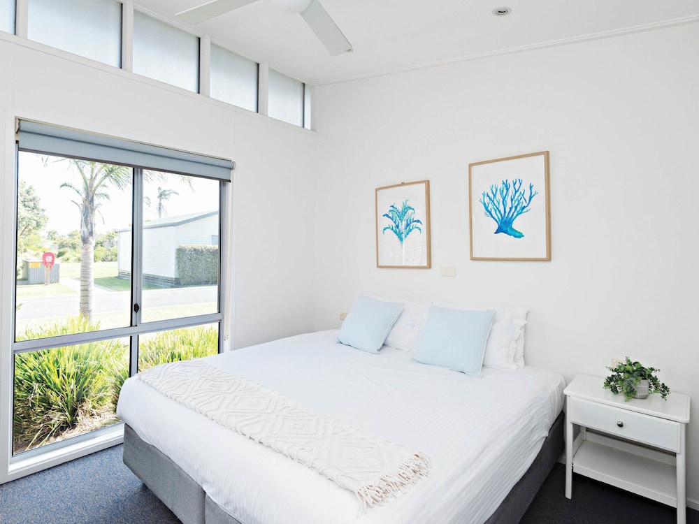 Sea Breeze Villa photo 2