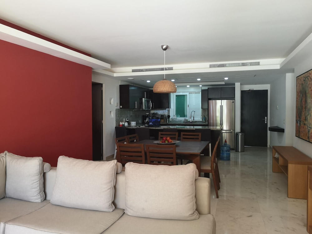 Superior Apartment, 3 Bedrooms, Jetted Tub photo 3