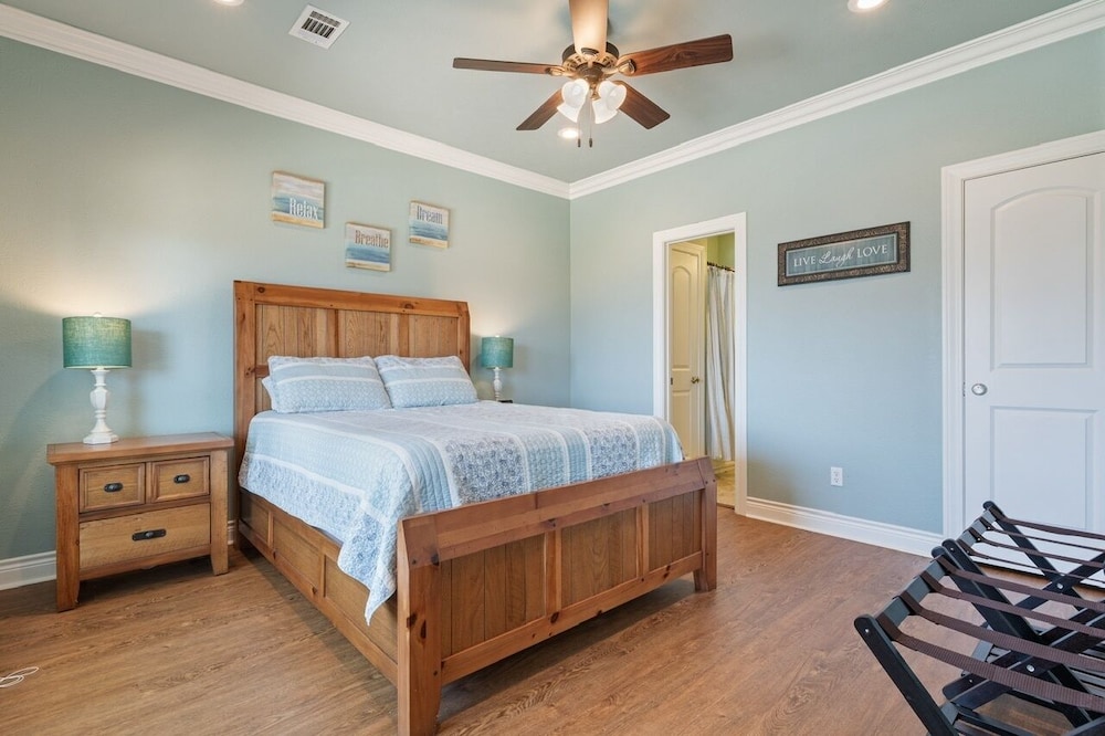 House, 3 Bedrooms photo 2