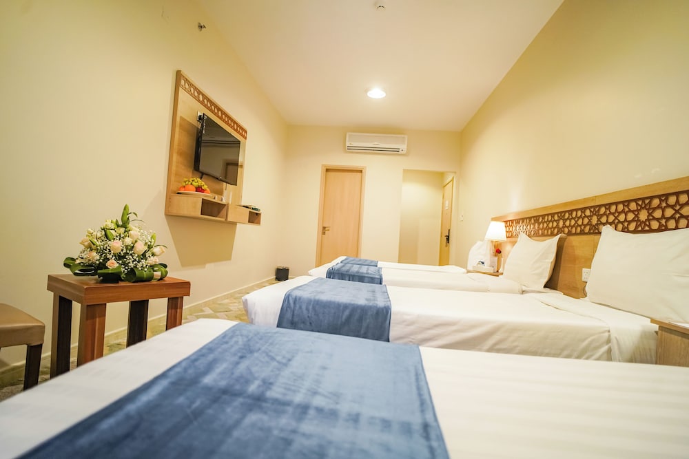 Triple Room - Photo 1