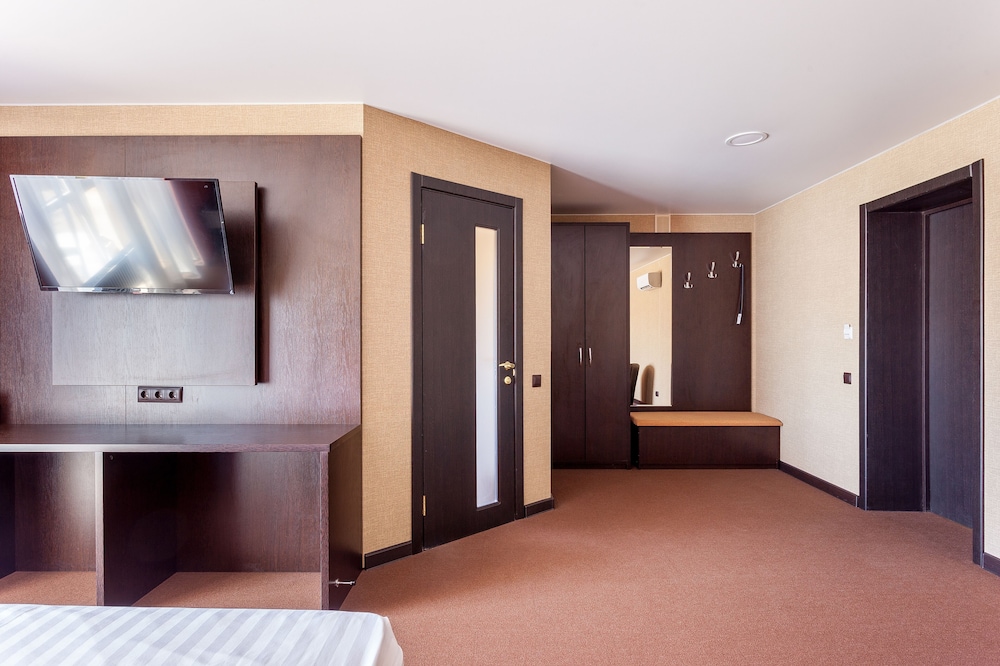 Standard Double Room photo 3
