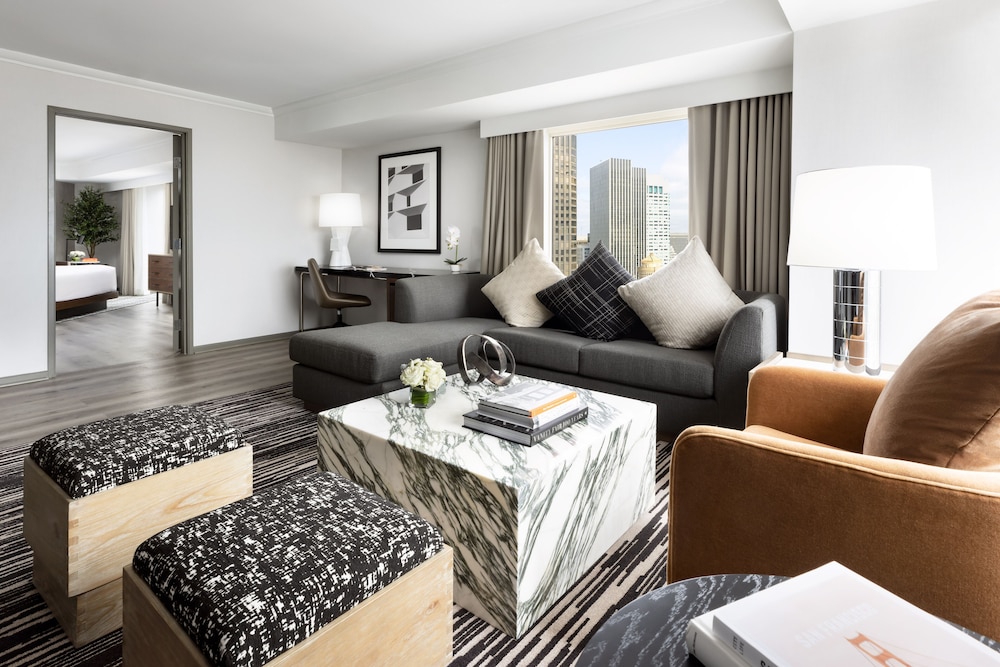 Suite, 1 Bedroom - Photo 3
