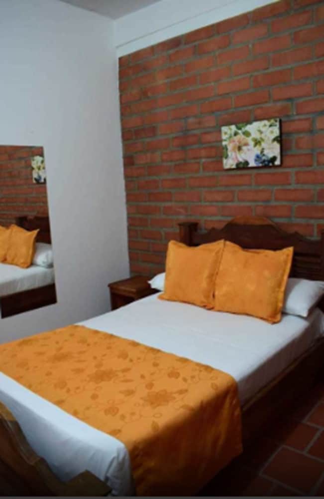 Basic Triple Room, Multiple Beds, Non Smoking