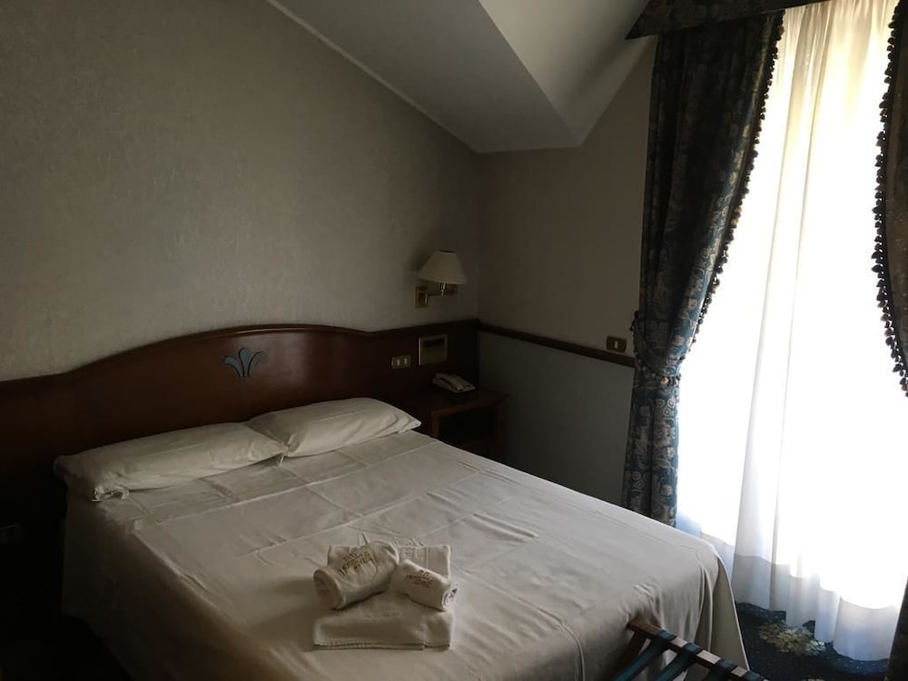 Economy Room photo 3