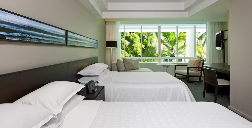 Room, 2 Queen Beds, Resort View - Photo 7