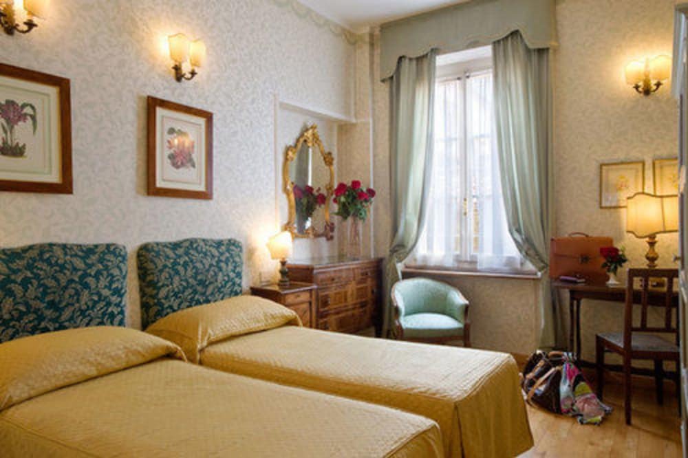 Classic Double or Twin Room photo 1