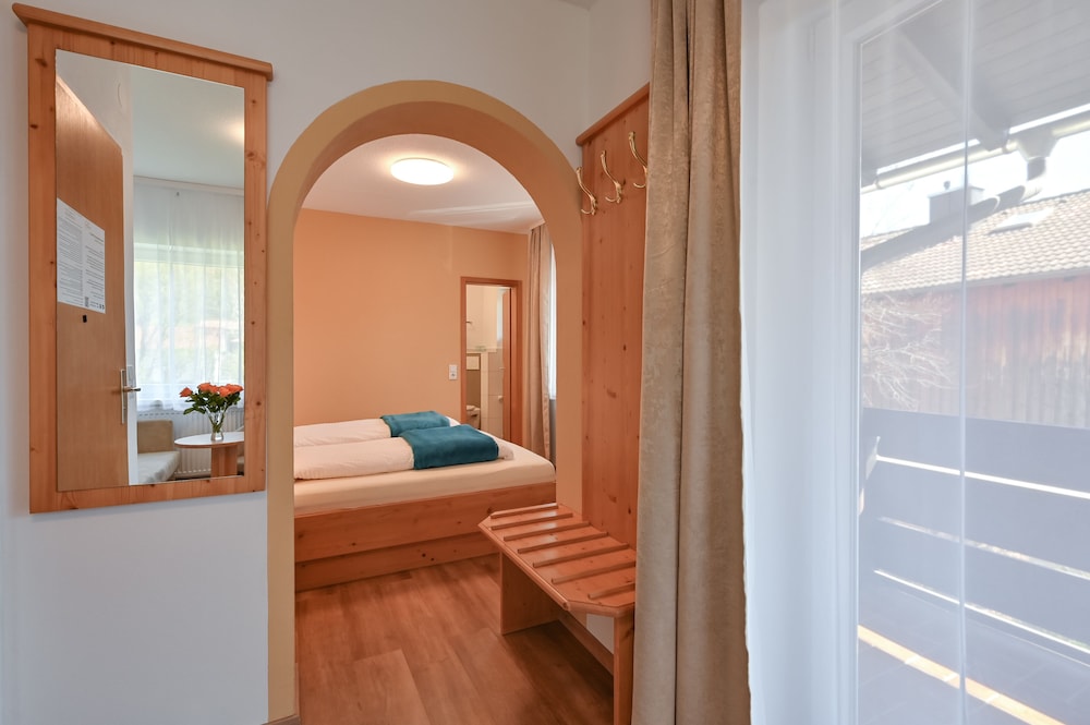 Double Room, Balcony - Photo 7