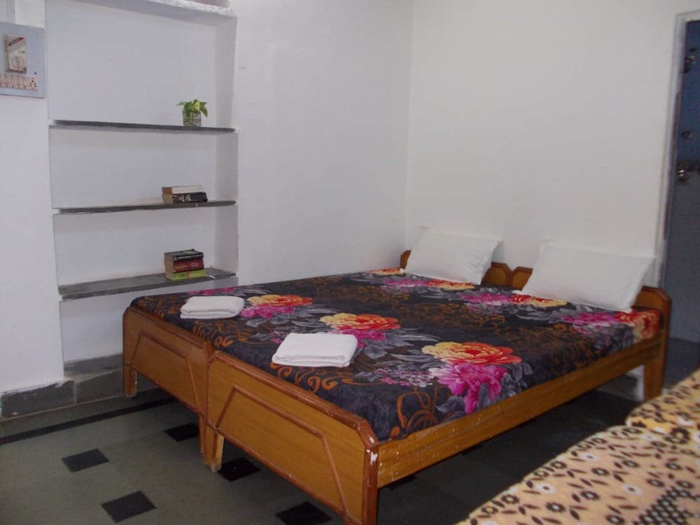 Standard Double Room, City View photo 1
