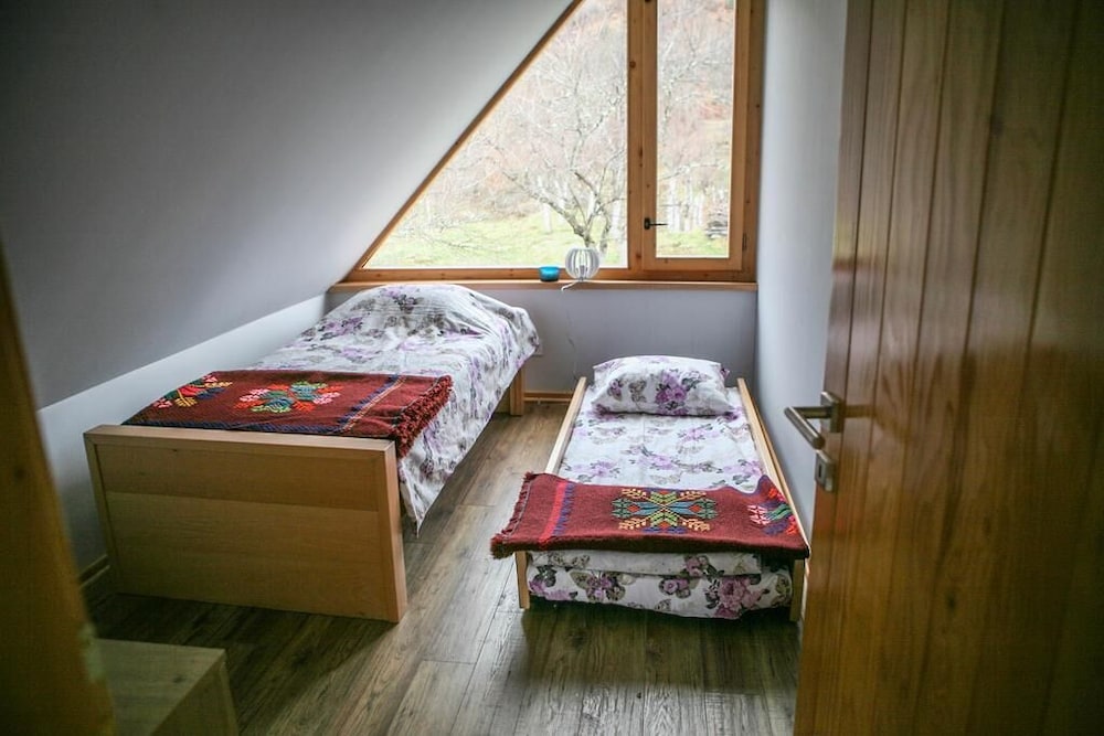 Premium House, 2 Bedrooms, Mountain View, Mountainside photo 3