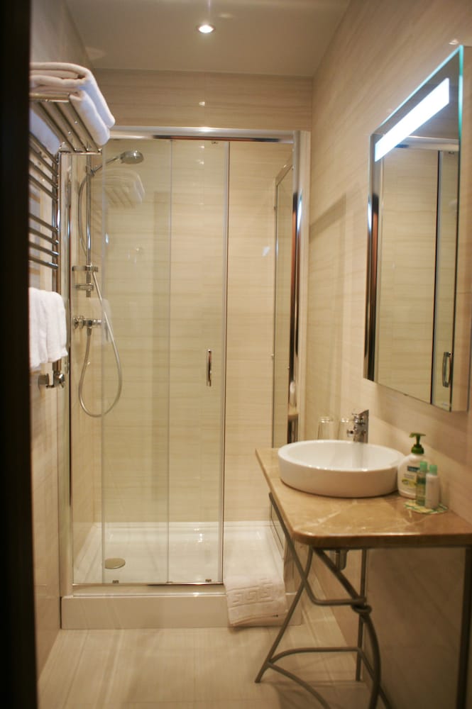 Standard Single Room photo 2