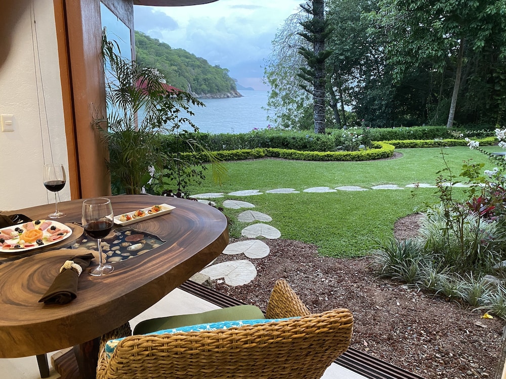 Junior Suite Garden Access