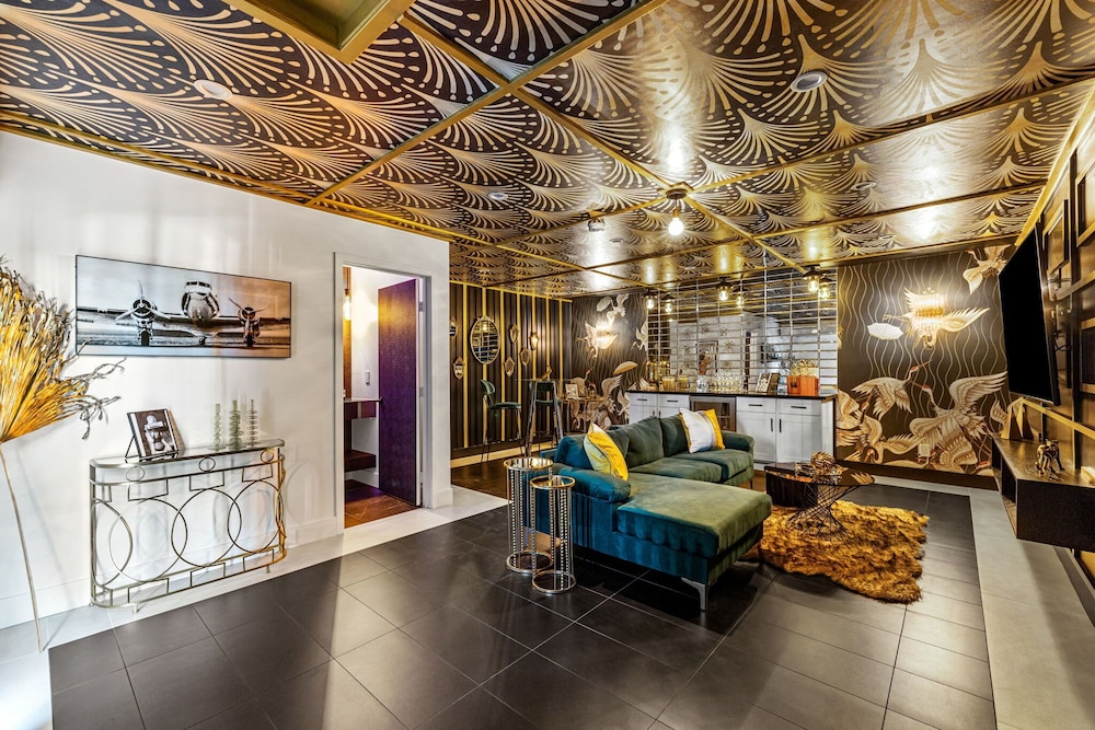 The Ritz - Luxury Home With Pool Speakeasy Bar, Billede 101