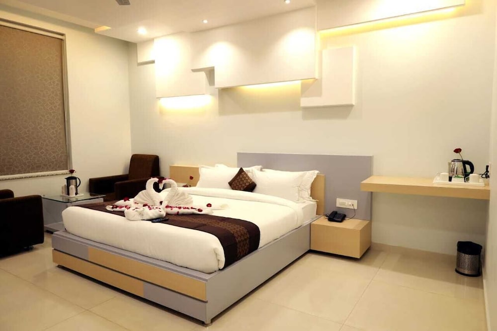 Deluxe Twin Room - Photo 2