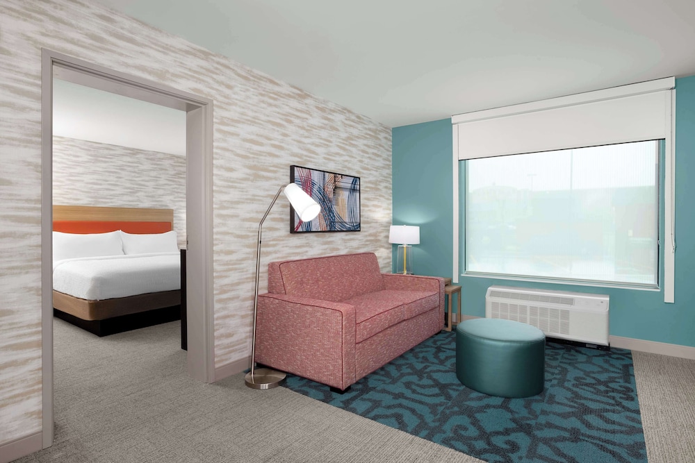 Suite, 1 Bedroom - Photo 5