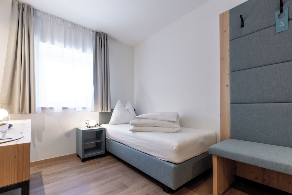 Standard Single Room photo 3