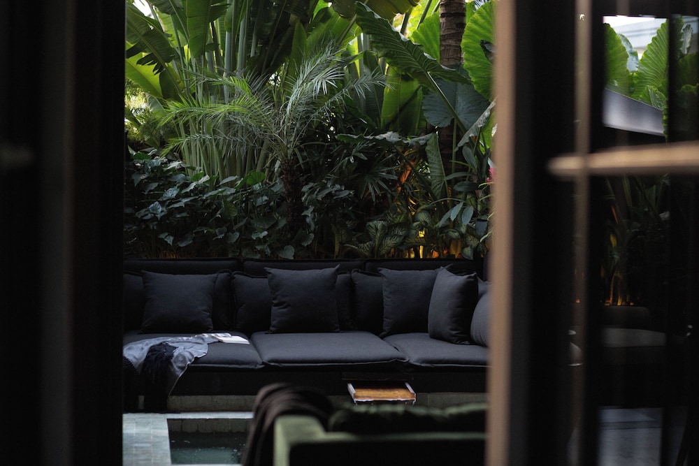 Loft (Pool Suite)