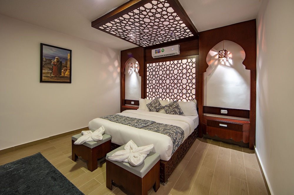 Deluxe Twin Room photo 1
