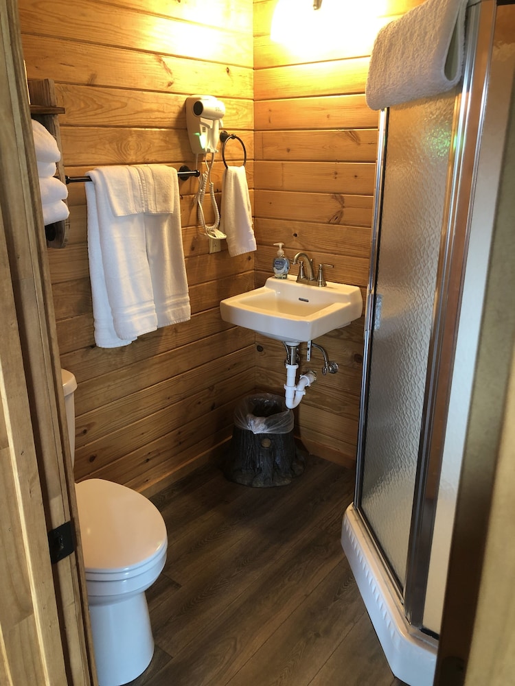 Small Cabin photo 3