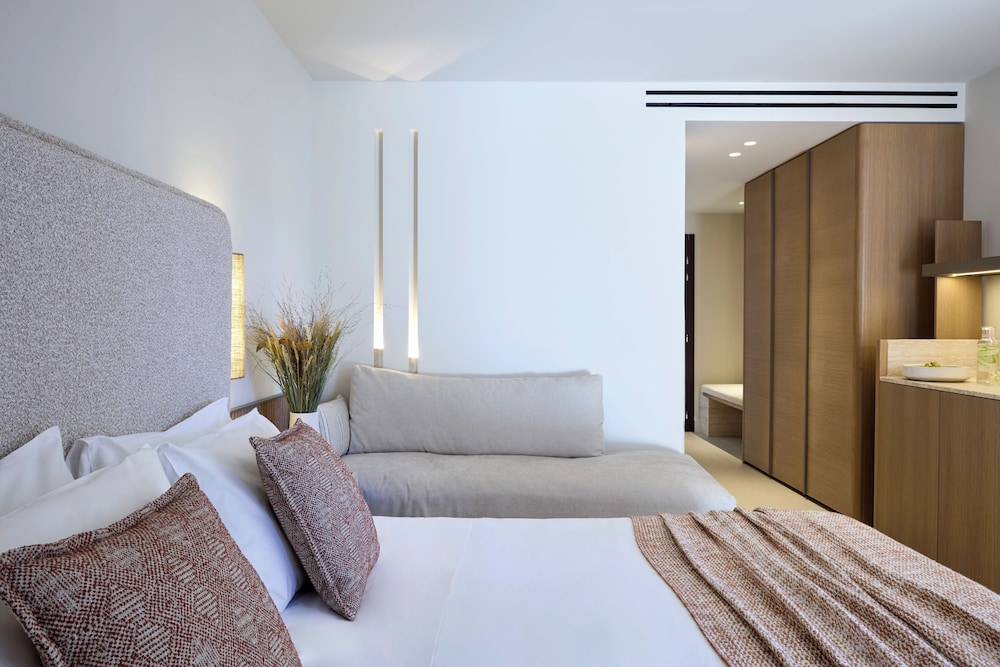 Signature Double Sea View