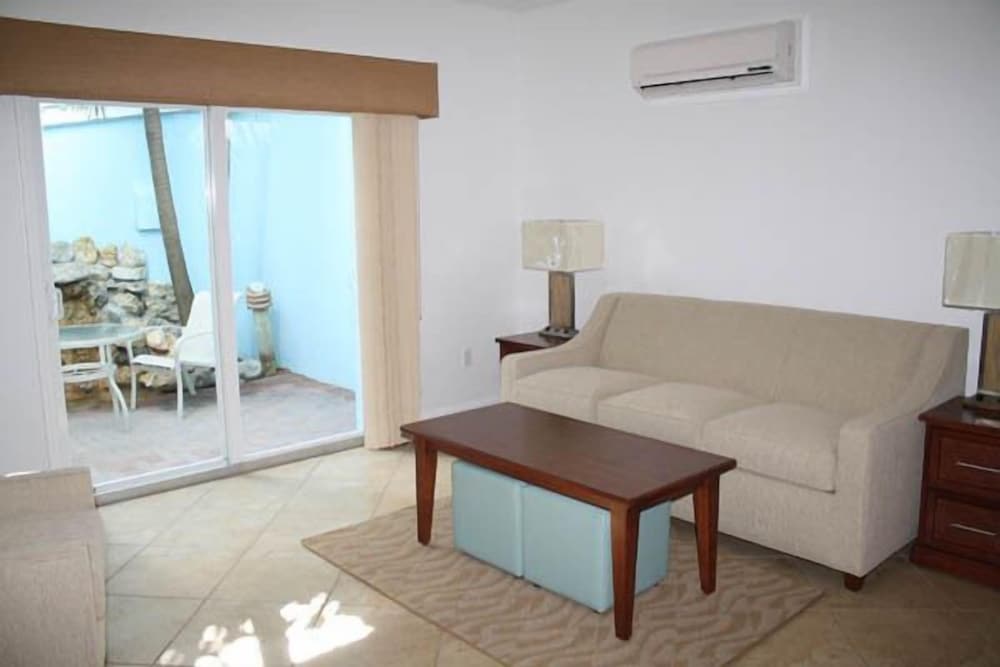 Condo, 1 Bedroom photo 3