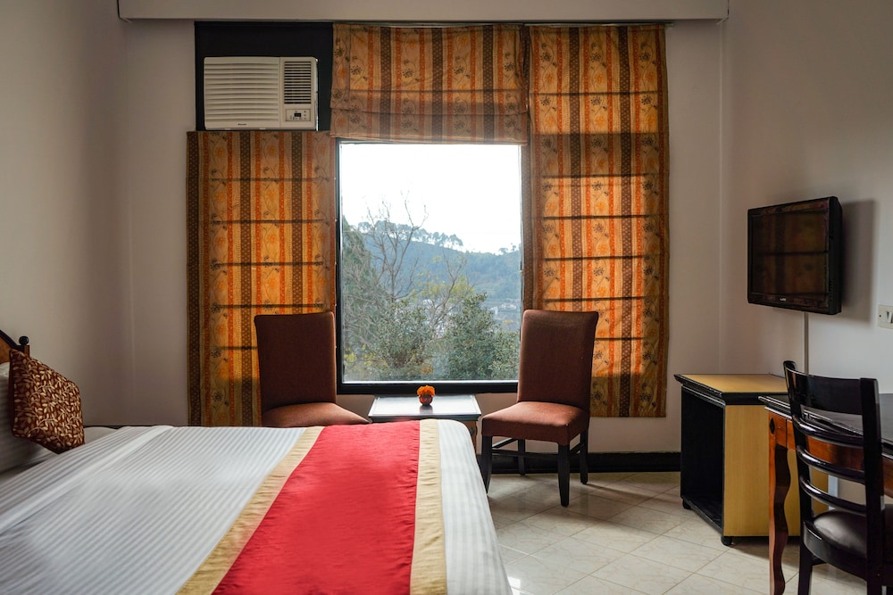 Deluxe Suite - Photo 6