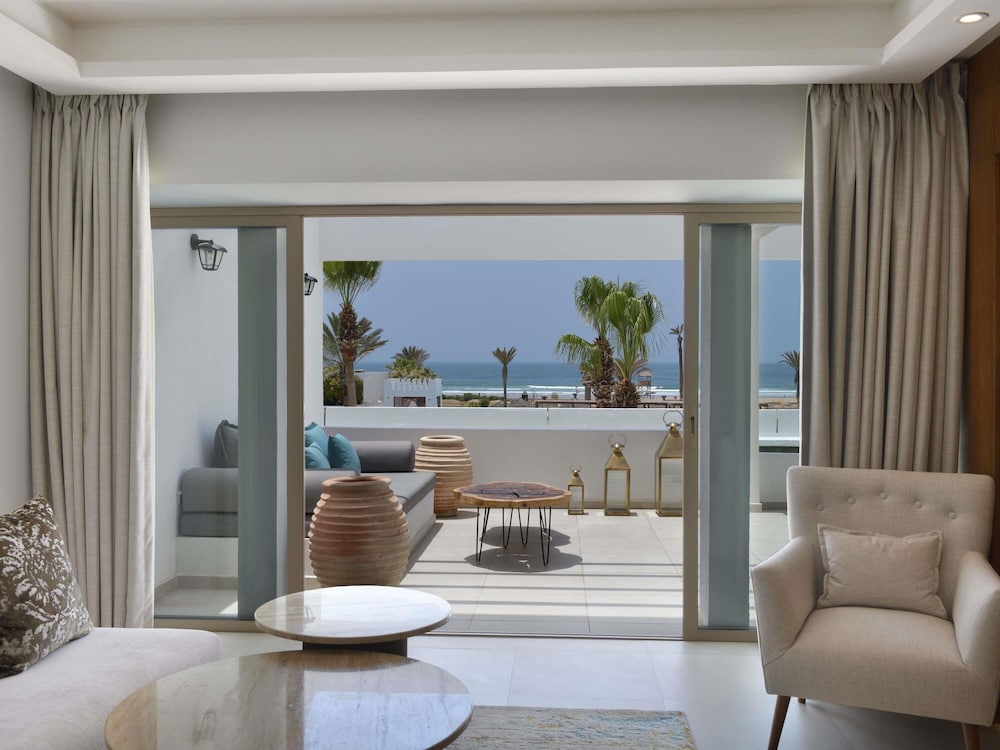 Suite, 1 King Bed, Terrace, Ocean View (Privilege)