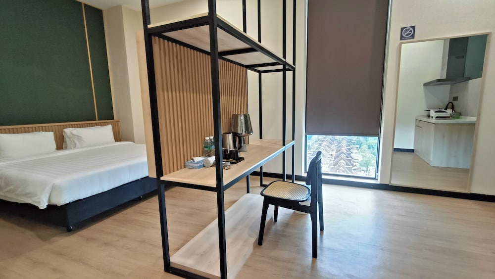 Executive Studio