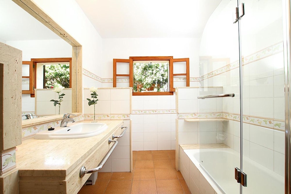 Villa, 4 Bedrooms photo 3