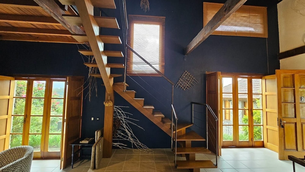 Villa photo 3