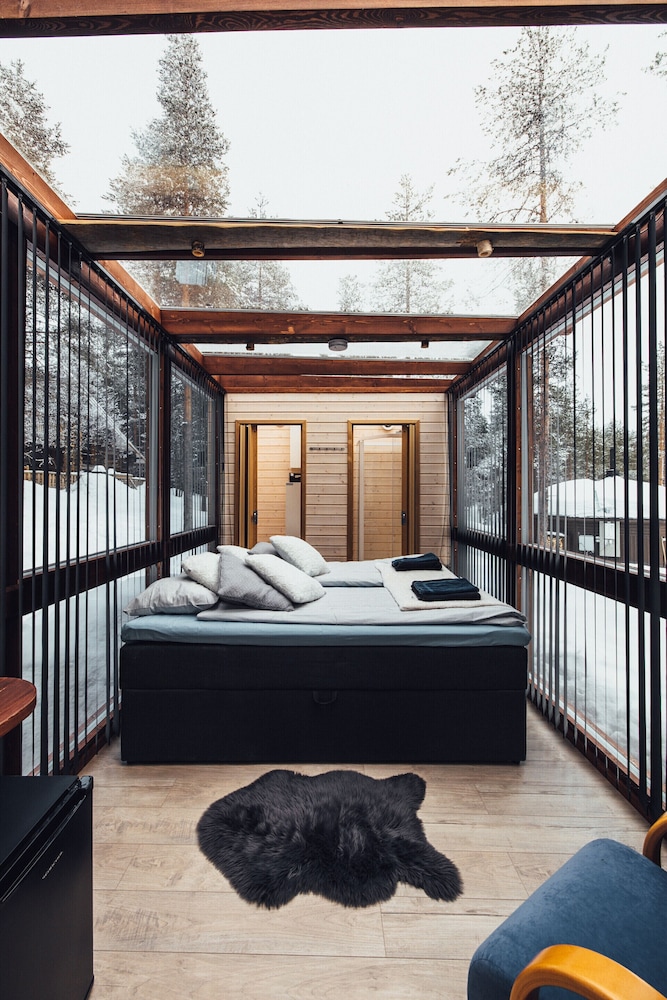 Panoramic Cottage, 1 Queen Bed, Lake View photo 2
