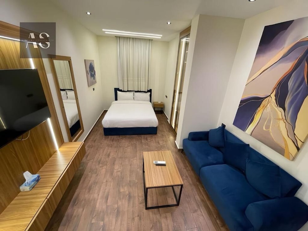 Standard Suite photo 2