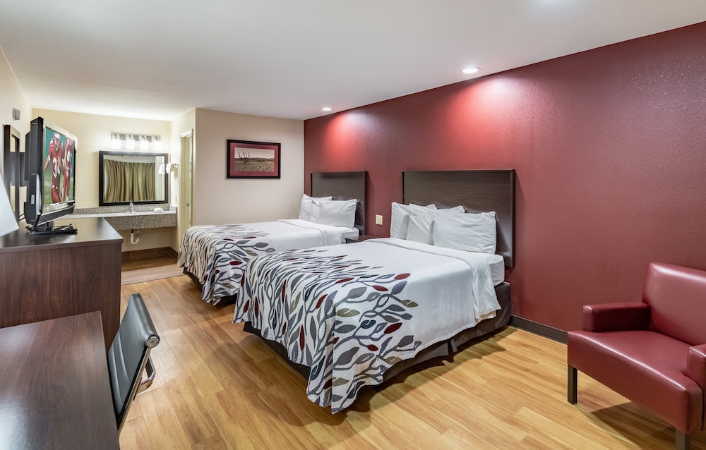 Superior Room, 2 Double Beds, Accessible, Non Smoking (Roll-In Shower) photo 2