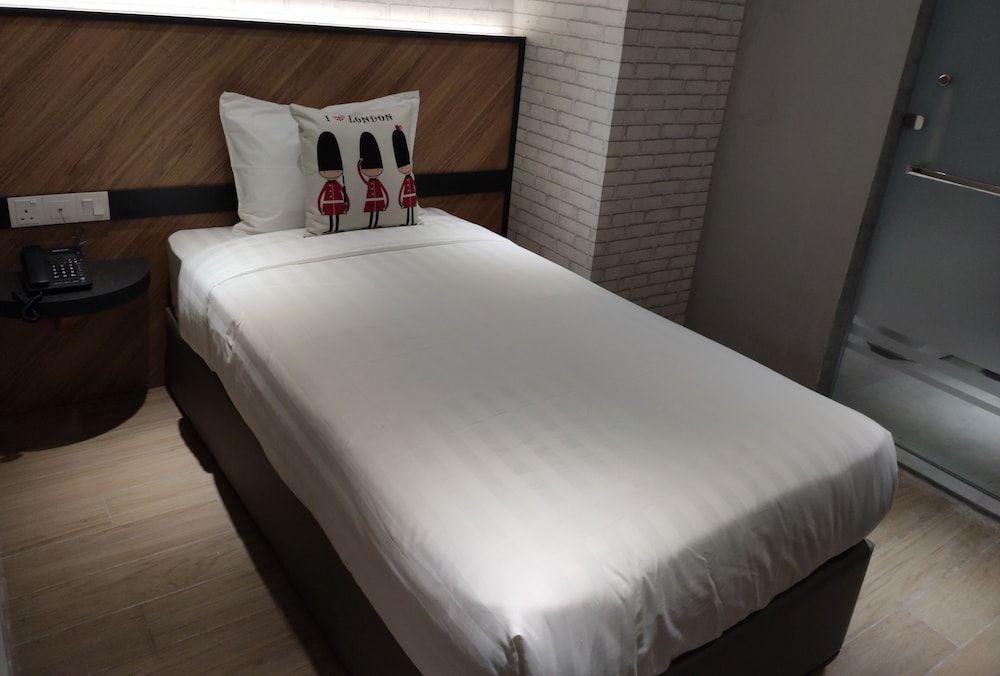 Superior Single Room