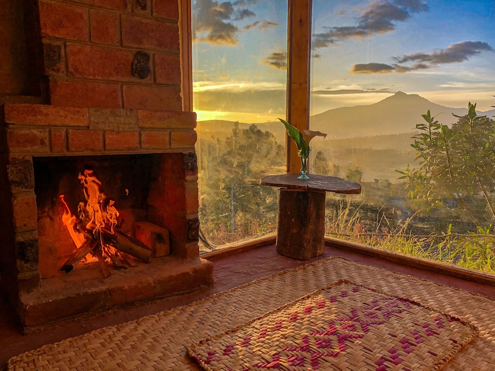 Family Cabin, Fireplace, Mountain View photo 1