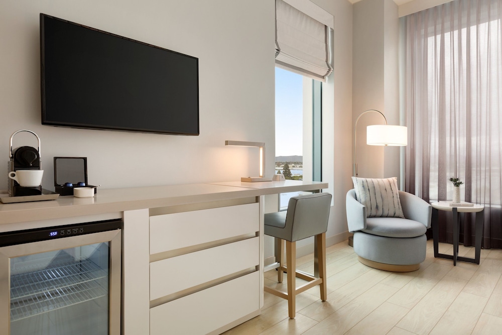 Room, Multiple Beds - Photo 6