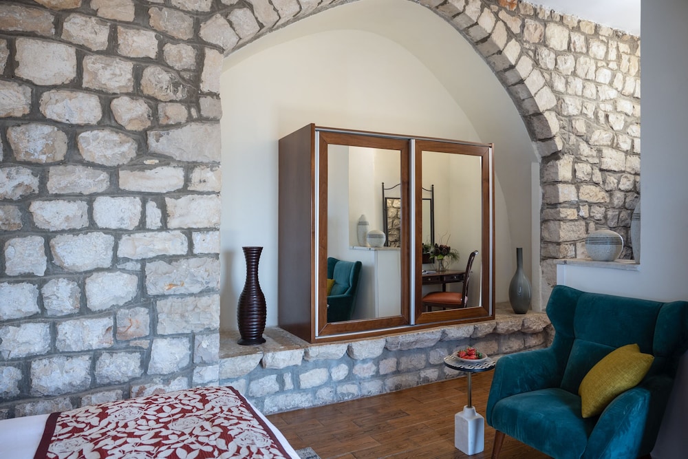 Rimon Lane Room (Authentic Wing) - Photo 12