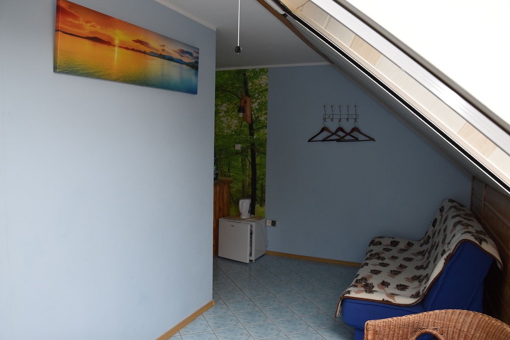 Quadruple Room, Private Bathroom (2) photo 2