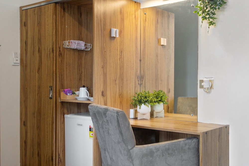 Standard Twin Room - Photo 3